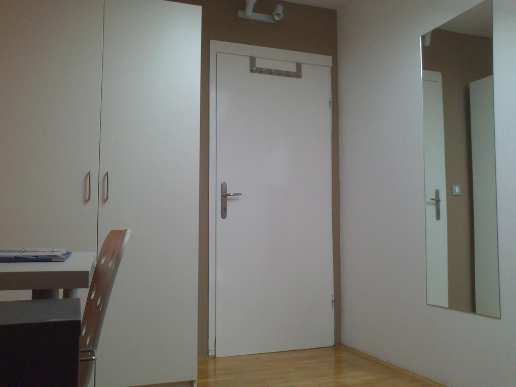 Rainbow Rooms Любляна Стая снимка